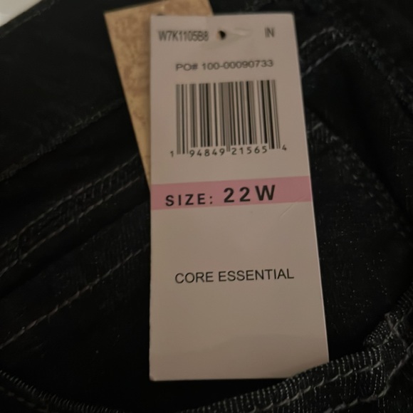#262☑️Democracy Luxe Touch Distressed Booty Lift Jegging Jeans - Picture 11 of 12